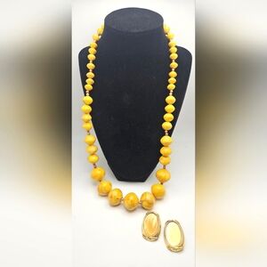 🟢3/$19🟢 Boho Yellow & Gold Mixed Lot Necklace & Vintage Clip on Earrings
